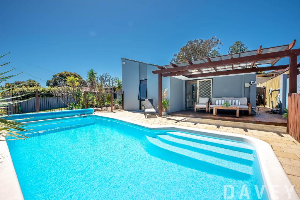10 Macdonald Ave, Padbury, WA 6025