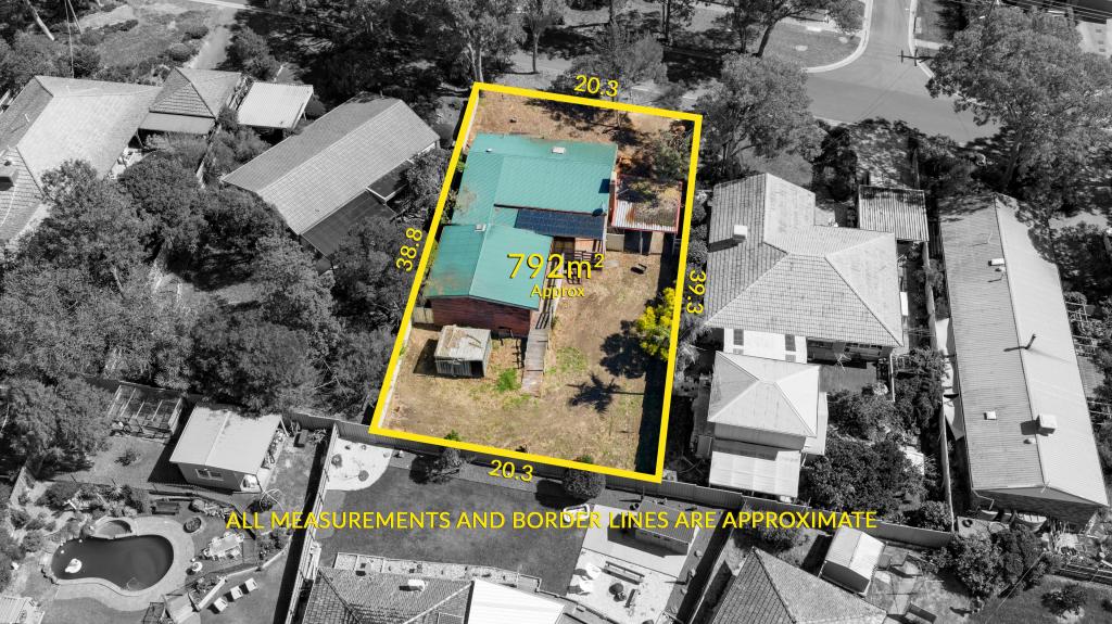 8 GRASSY FLAT RD, DIAMOND CREEK, VIC 3089