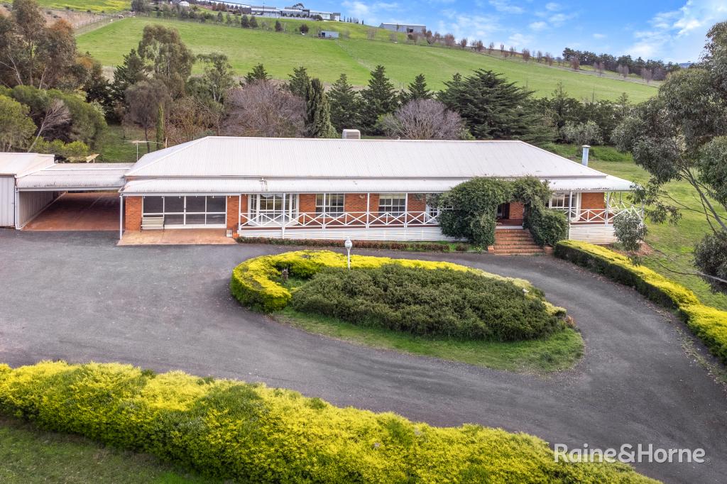 130 Vineyard Rd, Sunbury, VIC 3429