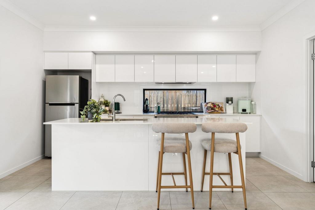27 Brookview Pl, Bahrs Scrub, QLD 4207