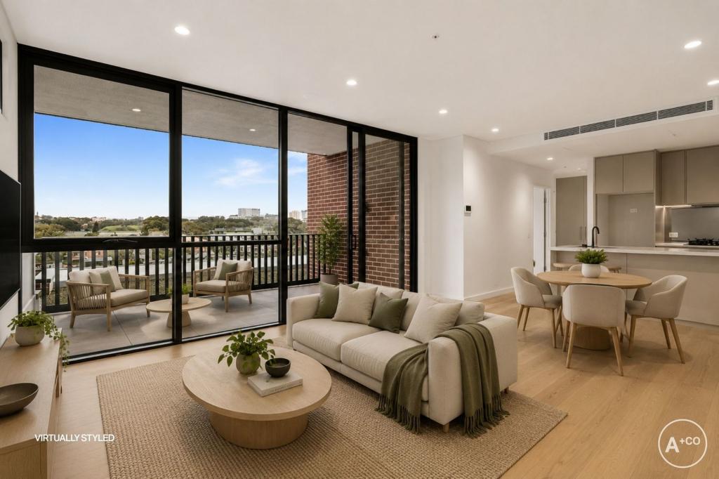 137 Anzac Pde, Kensington, NSW 2033