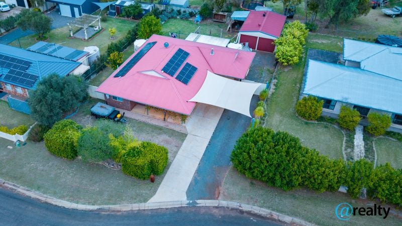 7 Olive Gr, Kingaroy, QLD 4610