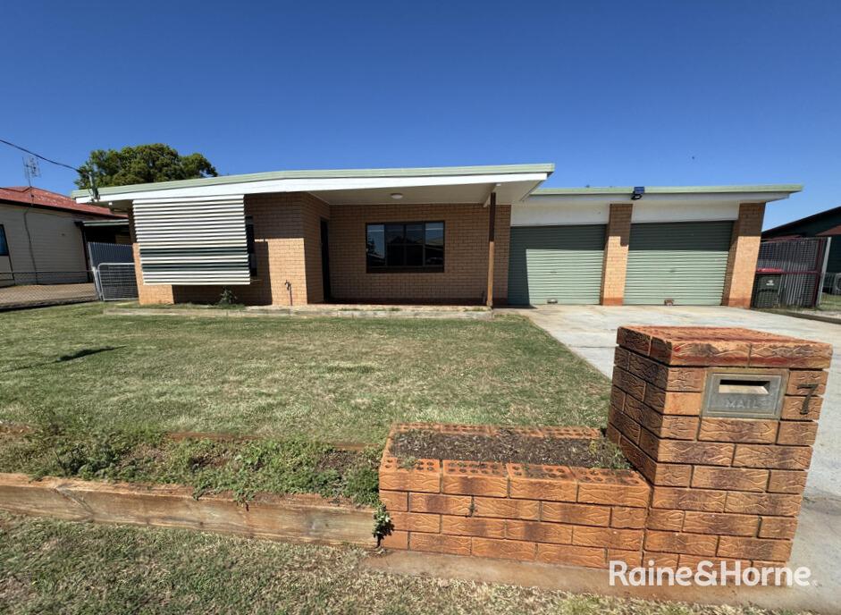 7 Booth St, Kingaroy, QLD 4610