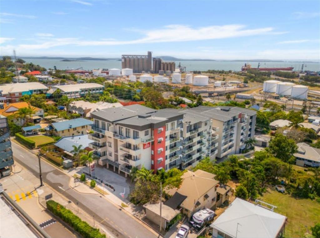 401/52 Oaka Lane, Gladstone Central, QLD 4680