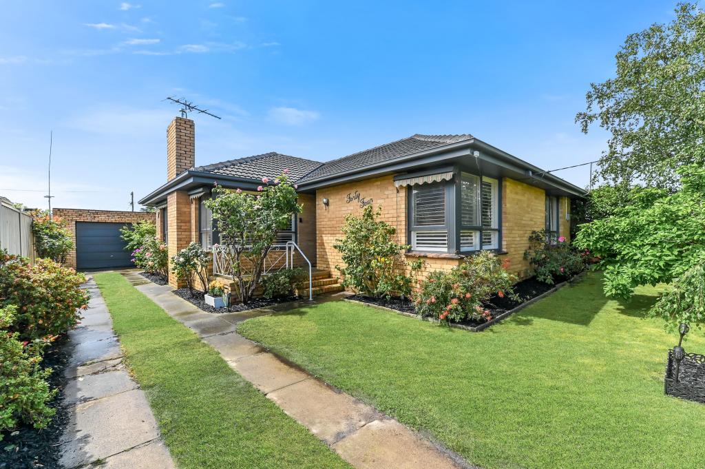 44 Hilltop Cres, Burwood East, VIC 3151