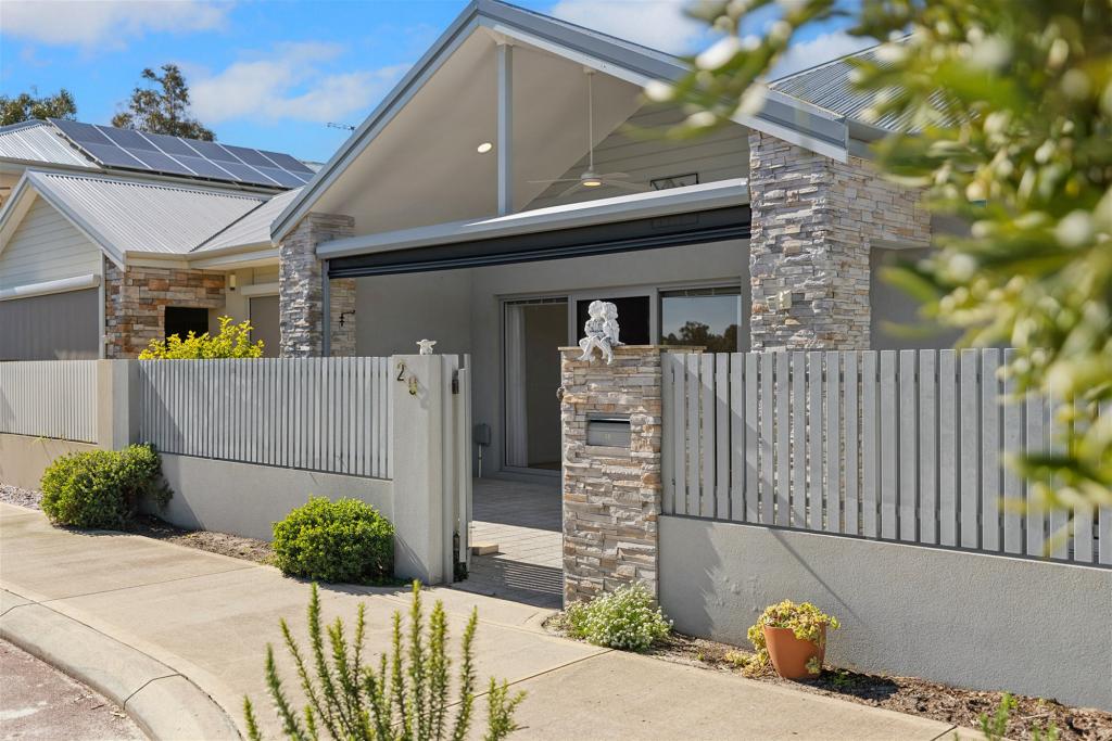 20 Clubhouse Lane, Gnangara, WA 6077