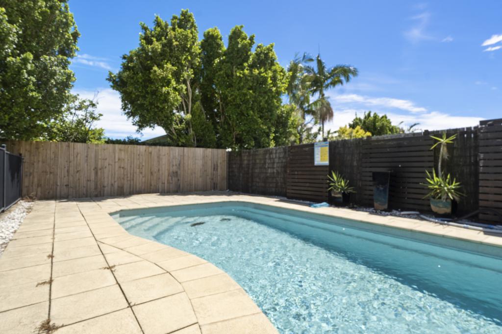 4 Jamie Pl, Bargara, QLD 4670