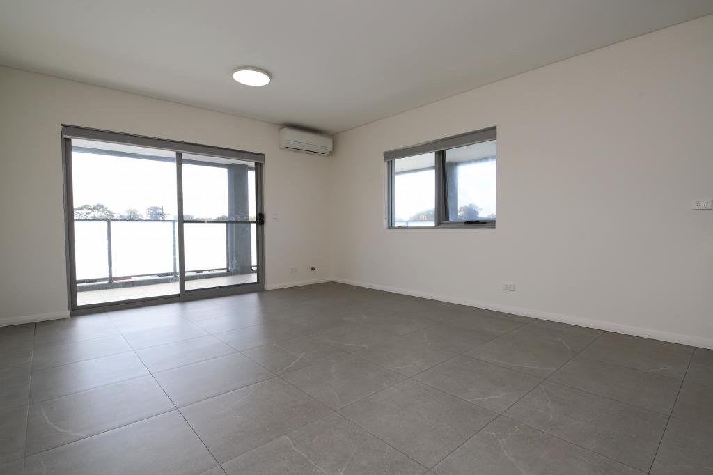 302/106 Brancourt Ave, Yagoona, NSW 2199