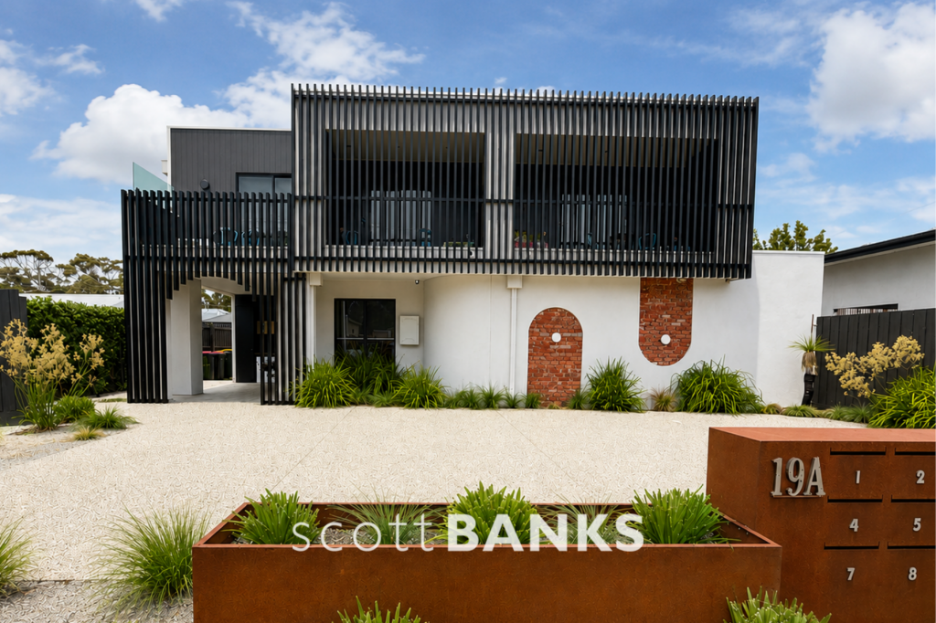 4/19A THOMPSON CT, WERRIBEE, VIC 3030