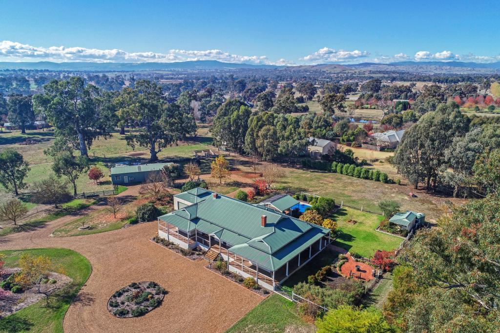 69 Howes Creek Rd, Mansfield, VIC 3722