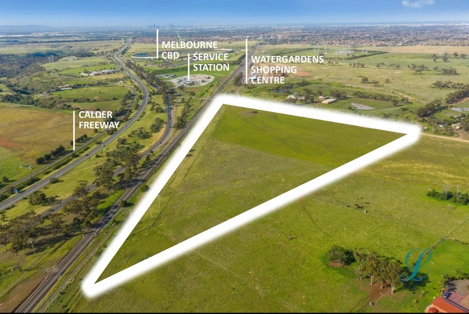 2 Holden Rd Rd, Diggers Rest, VIC 3427