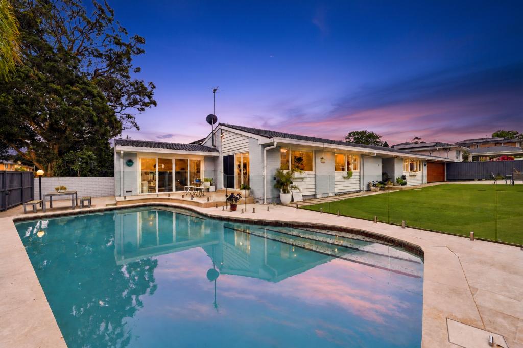 22 HEWS PDE, BELROSE, NSW 2085