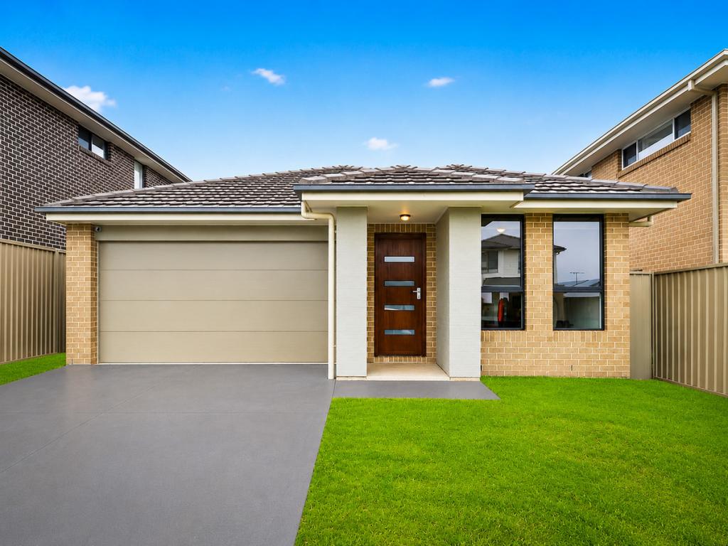 17 Kewba St, Riverstone, NSW 2765