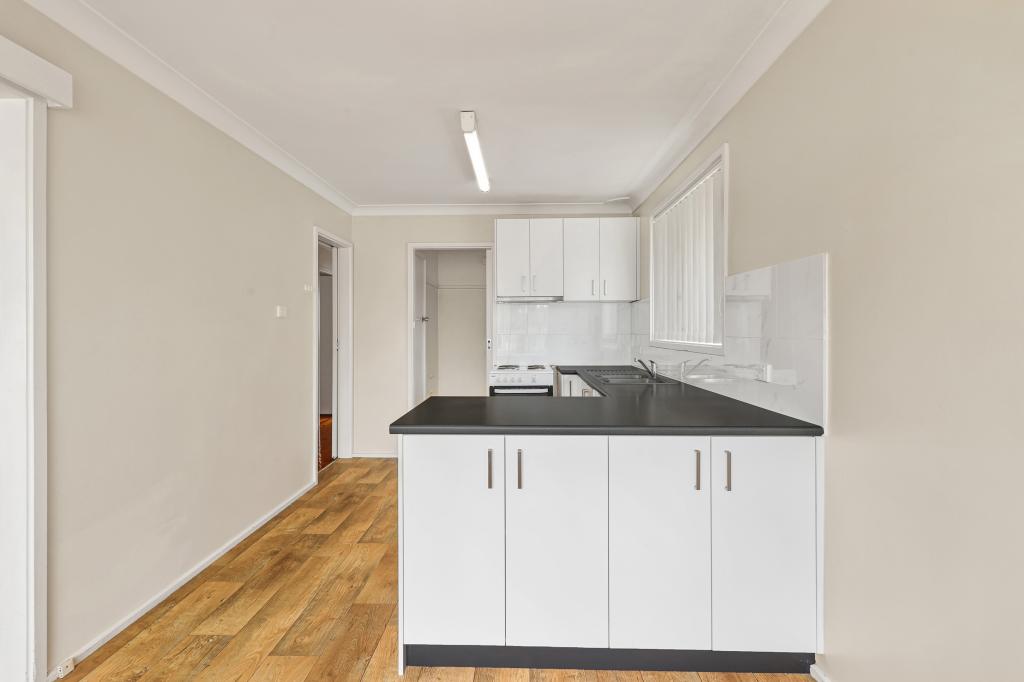 16 Ball St, Colyton, NSW 2760