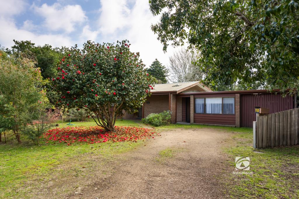 10 Eleventh Pde, Raymond Island, VIC 3880