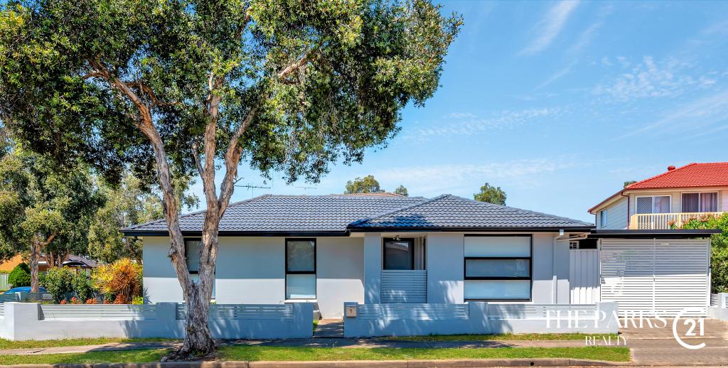 1 Kemmel Cl, Bossley Park, NSW 2176