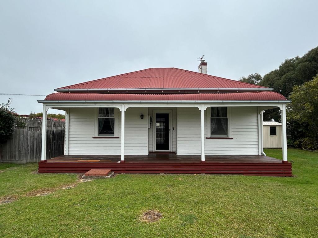 81 Mitchell St, Bairnsdale, VIC 3875