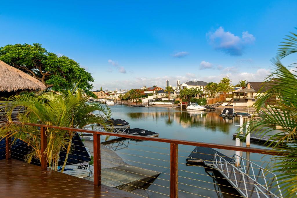 22 Platypus Ave, Bundall, QLD 4217