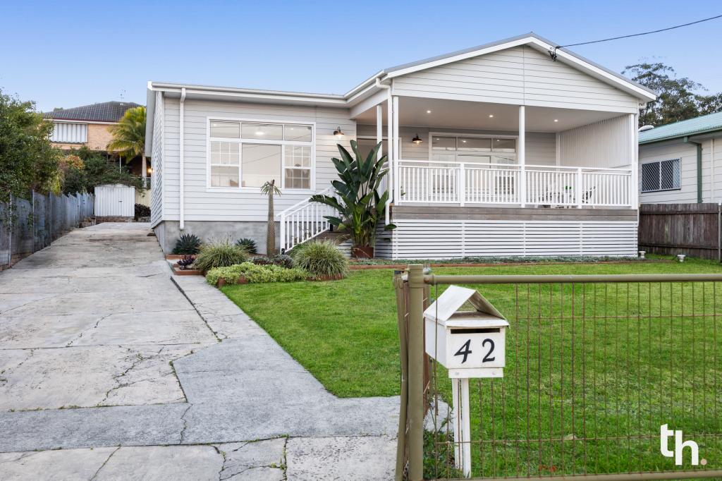 42 Floraville Rd, Belmont North, NSW 2280