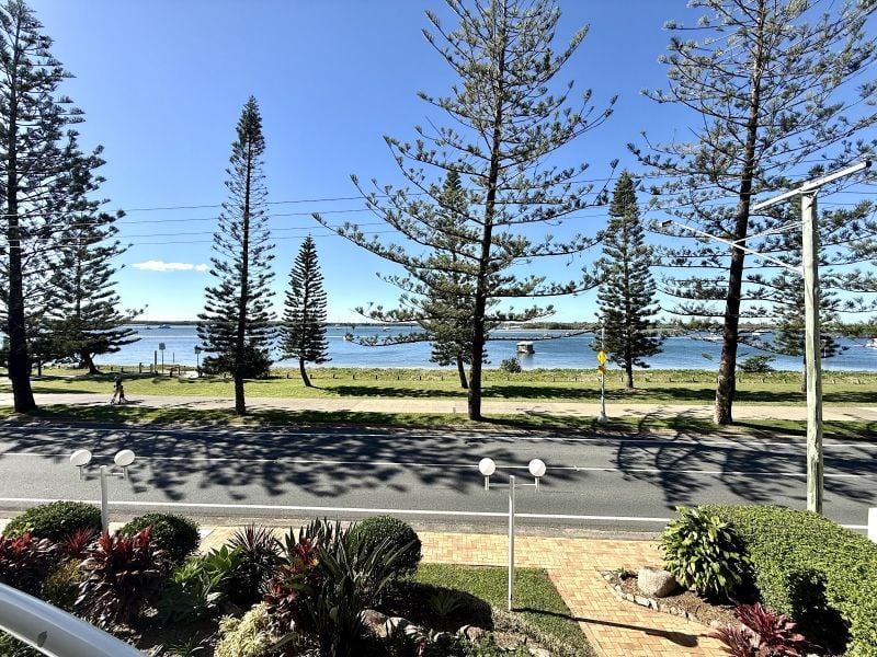 1d/510 Marine Pde, Biggera Waters, QLD 4216