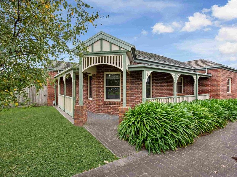 1/2 Horner St, Beaconsfield, VIC 3807