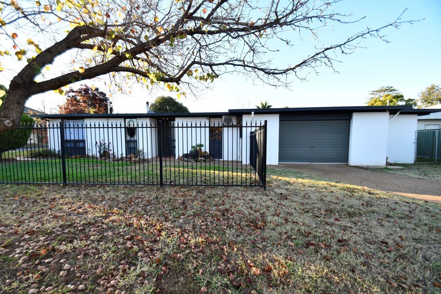 14 Johns Ave, Dubbo, NSW 2830
