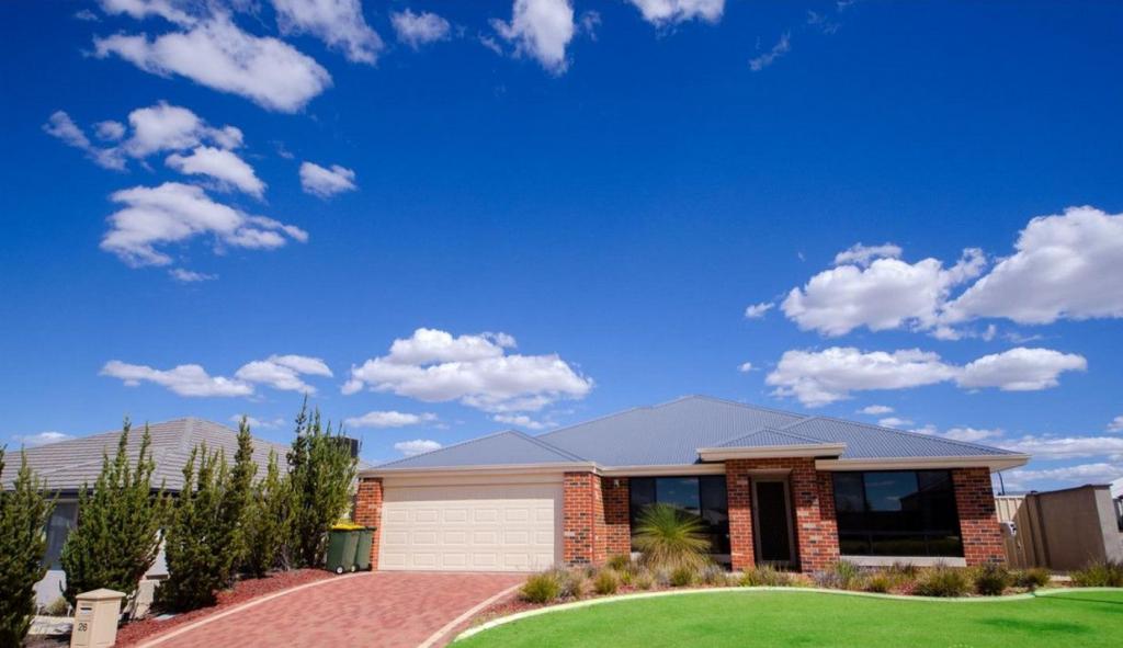 26 BRIGALOW BEND, ELLENBROOK, WA 6069