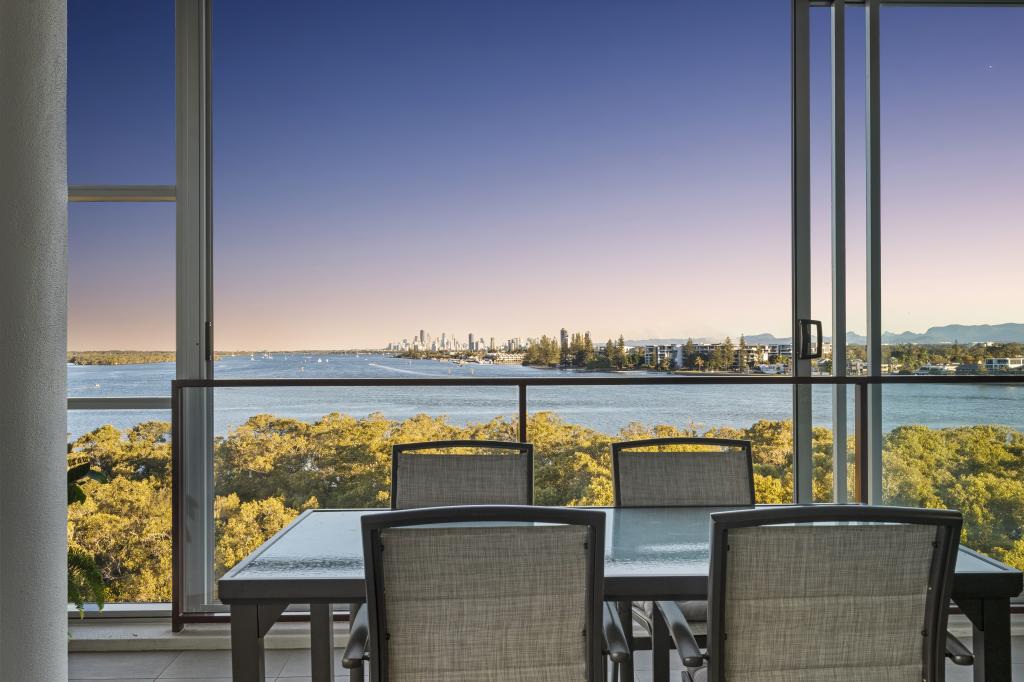 30601 Ephraim Island, Paradise Point, QLD 4216