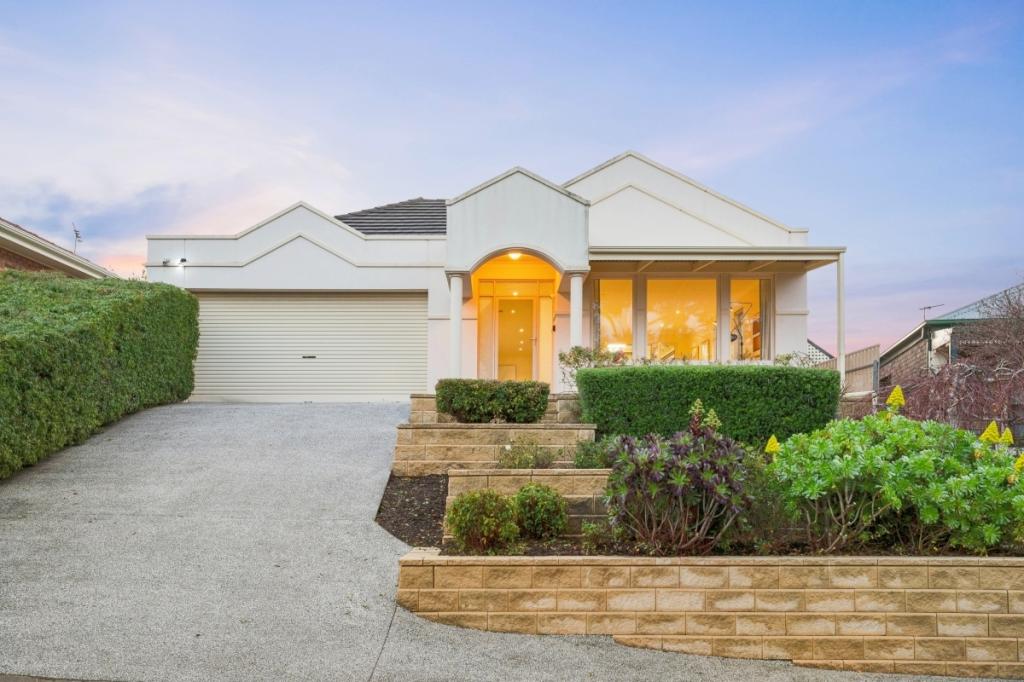48 Sandalwood Cres, Flagstaff Hill, SA 5159