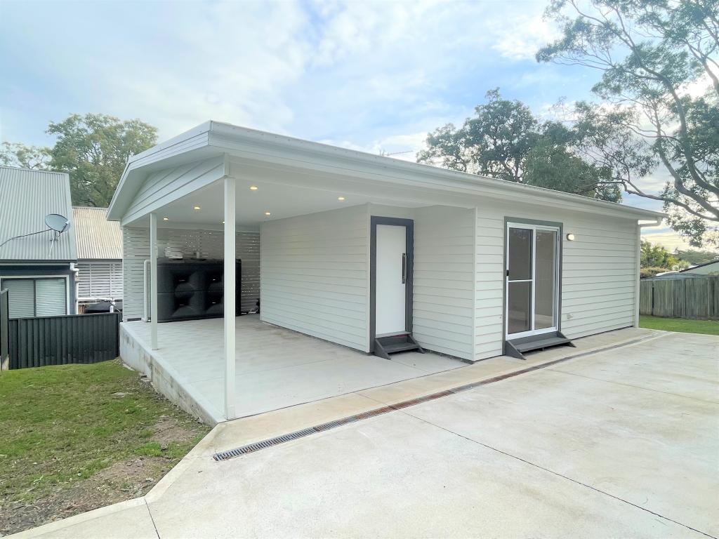 4a Hartog Ave, Lake Munmorah, NSW 2259