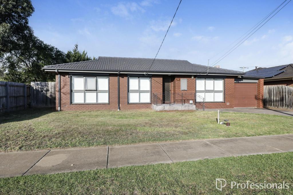 14 Morris St, Melton South, VIC 3338