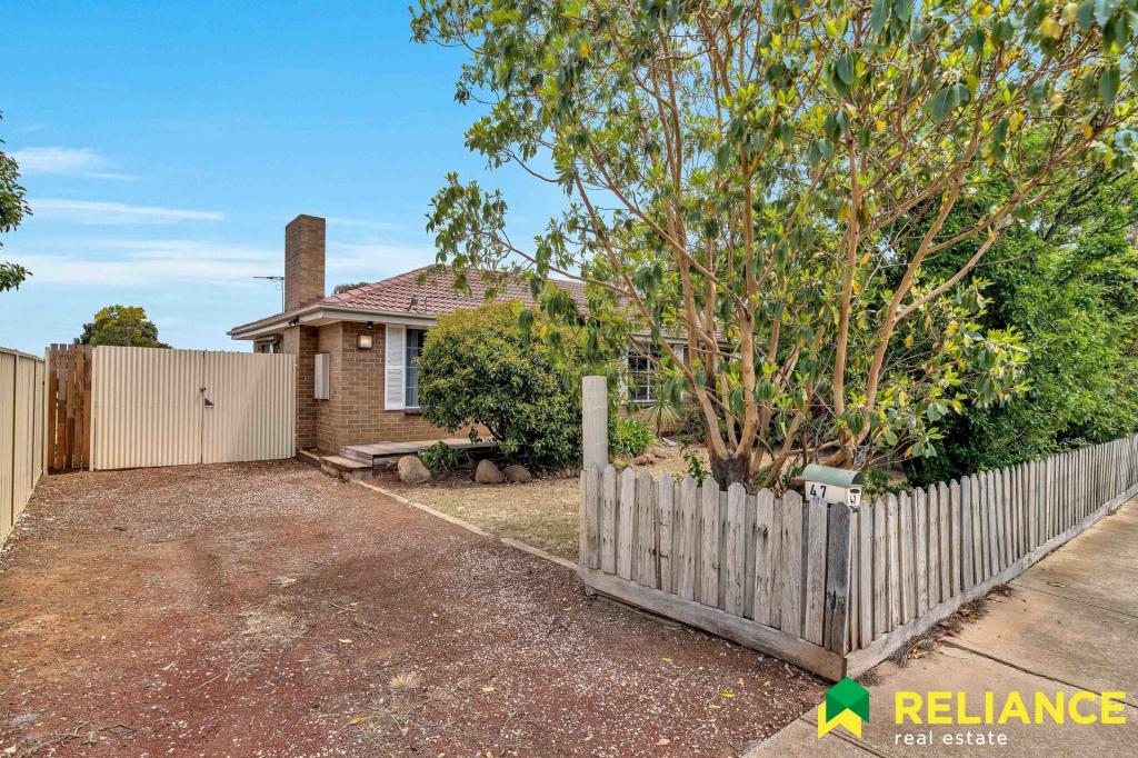 47 STAUGHTON ST, MELTON SOUTH, VIC 3338