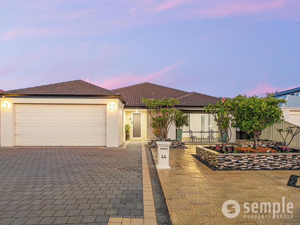 44 Chivalry Way, Atwell, WA 6164