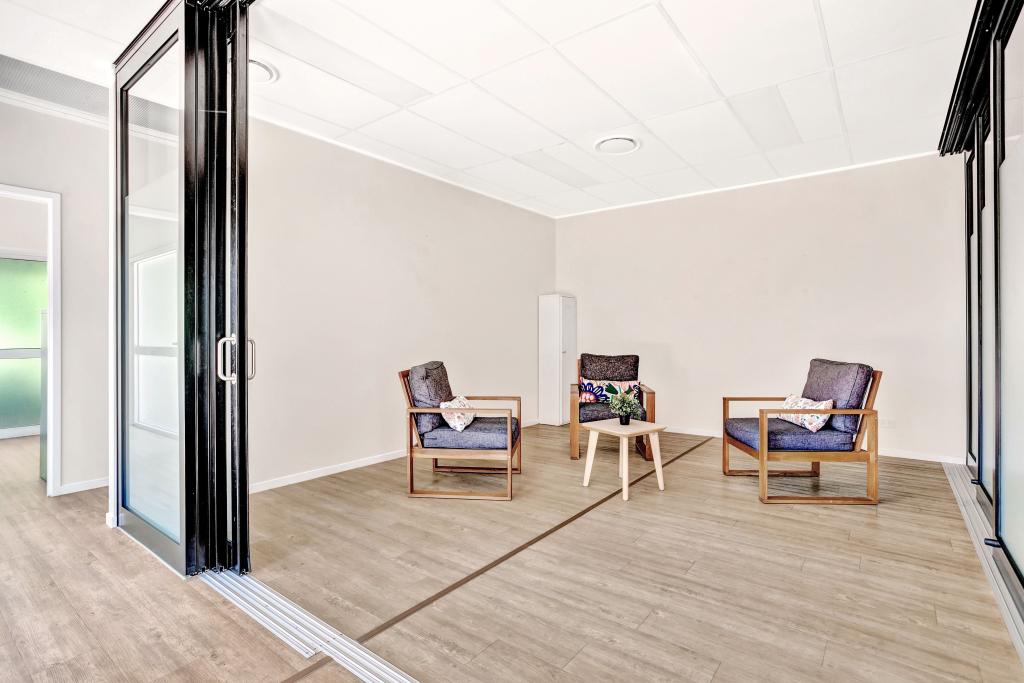 10/1 PATRICKS RD, ARANA HILLS, QLD 4054
