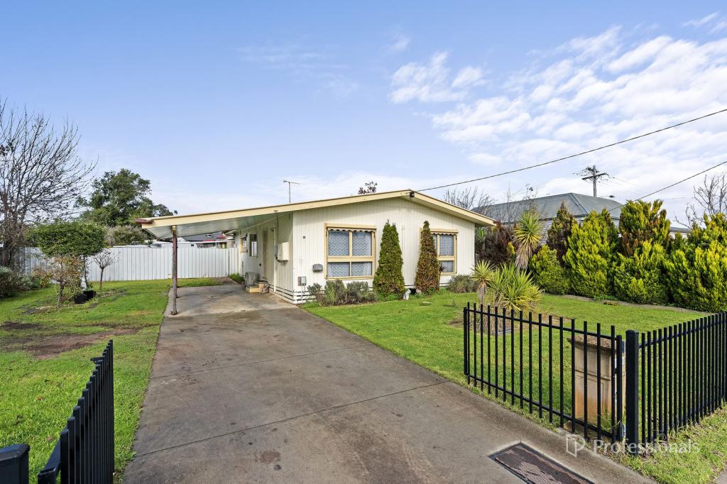 16 Sutton Rd, Maryborough, VIC 3465