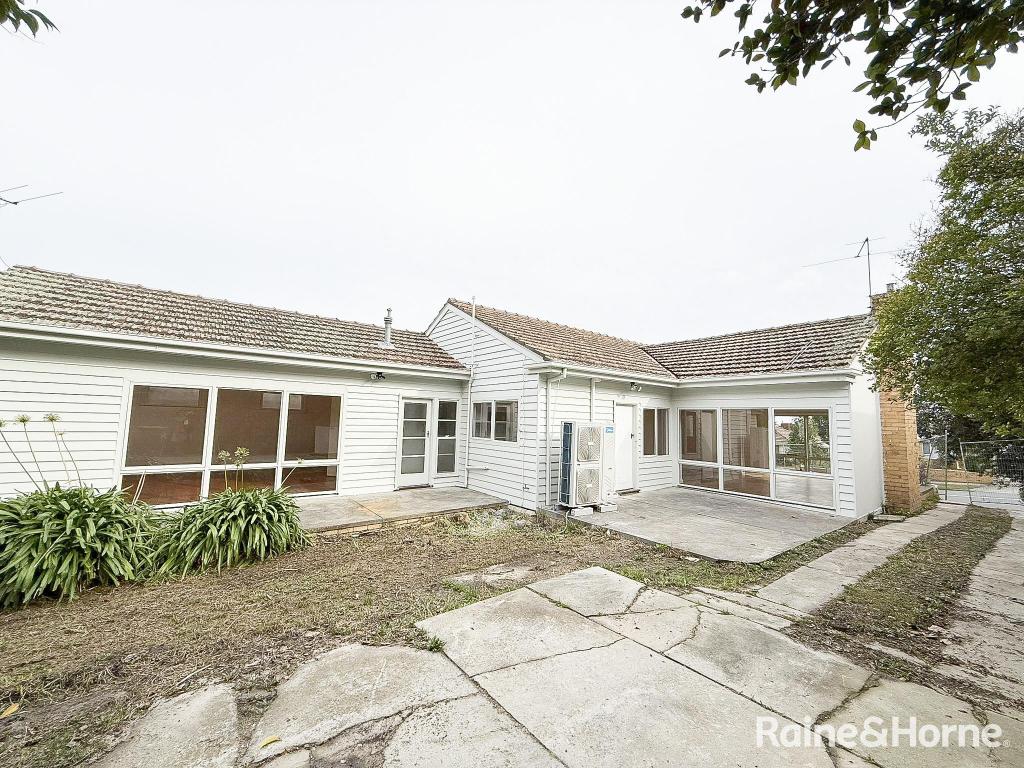 34 Station St, Burwood, VIC 3125