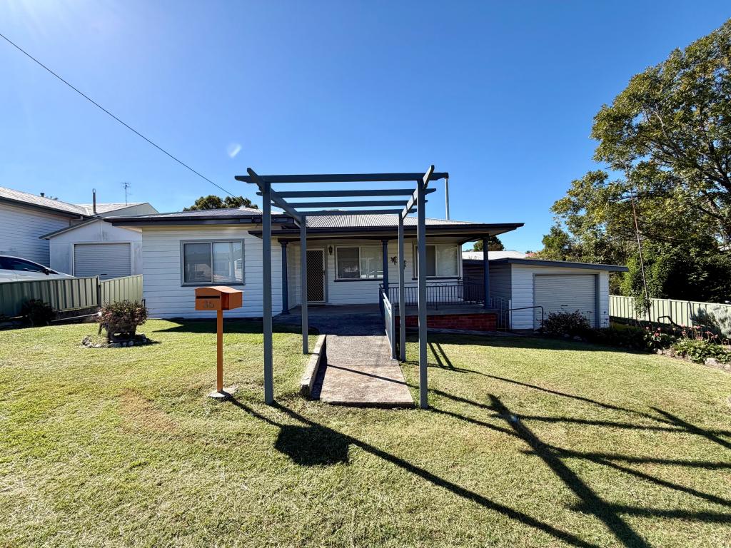 36 Gregson St, Gloucester, NSW 2422