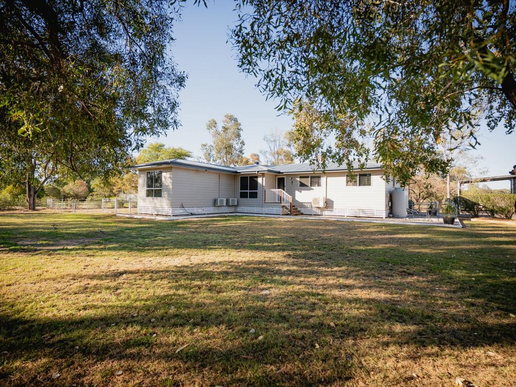 28 - 32 EDWARDES ST, ROMA, QLD 4455