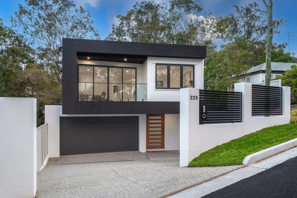 223 Carmody Rd, St Lucia, QLD 4067