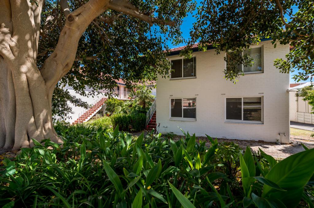 1/54 KENILWORTH ST, MAYLANDS, WA 6051