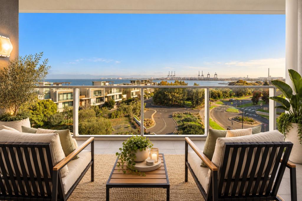 303/159 Beach St, Port Melbourne, VIC 3207