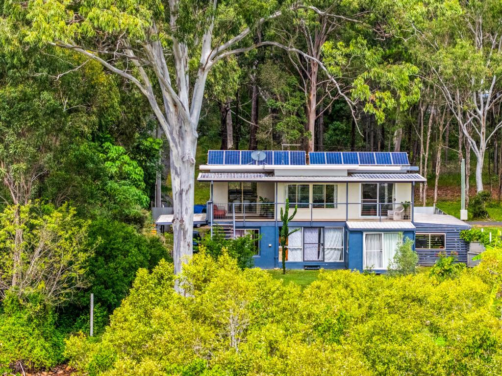21 Hawthornden Dr, Russell Island, QLD 4184