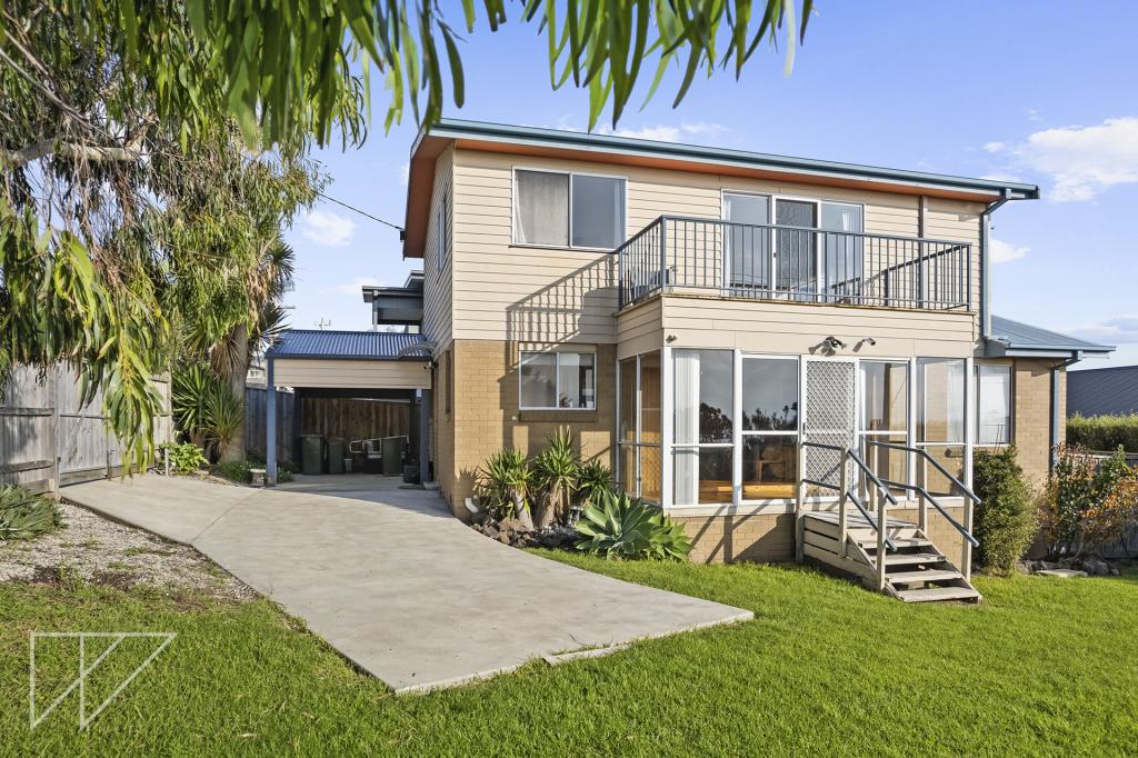31 Phillip Island Rd, San Remo, VIC 3925