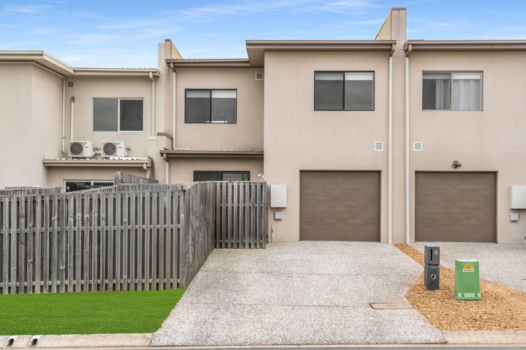 8 Napier Cct, Silkstone, QLD 4304