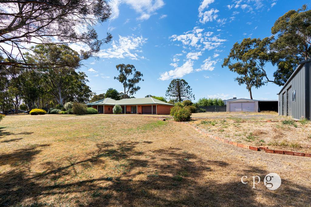 93 Diamond Gully Rd, Mckenzie Hill, VIC 3451