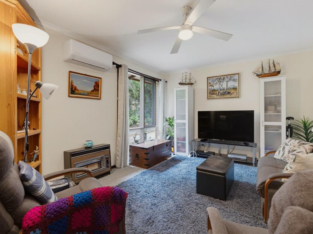 63 Glenhelen Rd, Morphett Vale, SA 5162
