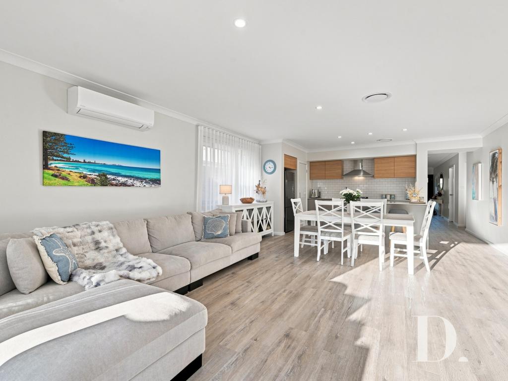 4 Sandcastle Dr, Sandy Beach, NSW 2456