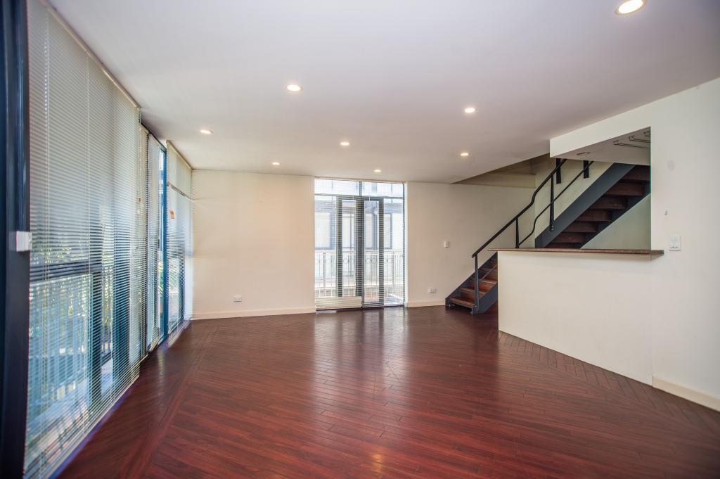 17/13 -15 Cantonment St, Fremantle, WA 6160