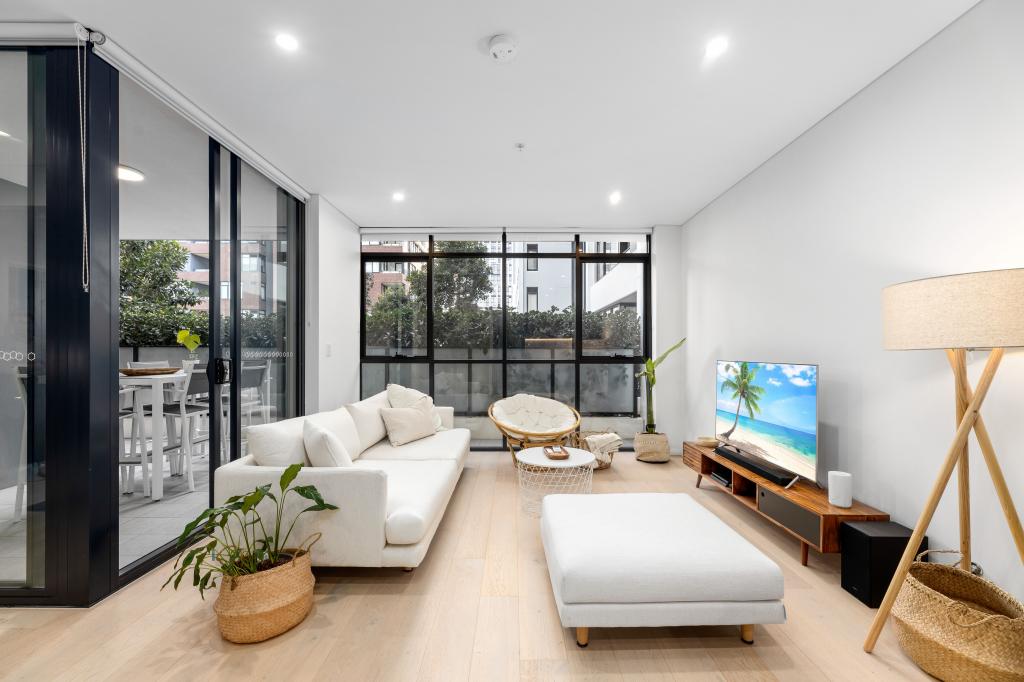 218/10 Village Pl, Kirrawee, NSW 2232