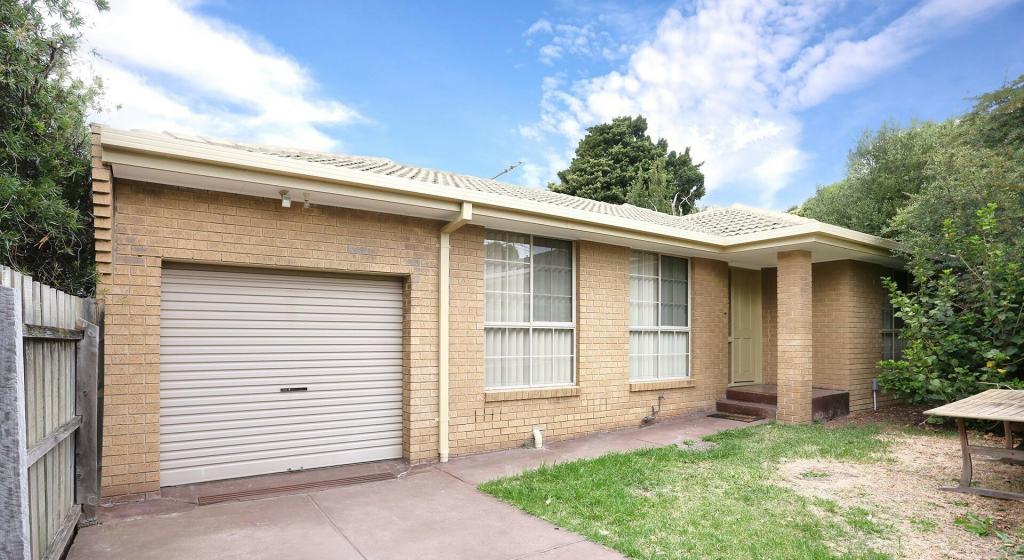 2/18 Duffy St, Essendon North, VIC 3041
